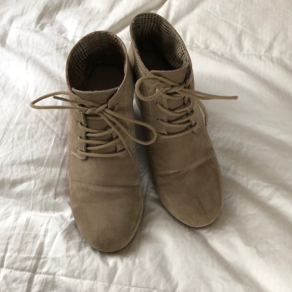 Cute brown wedges